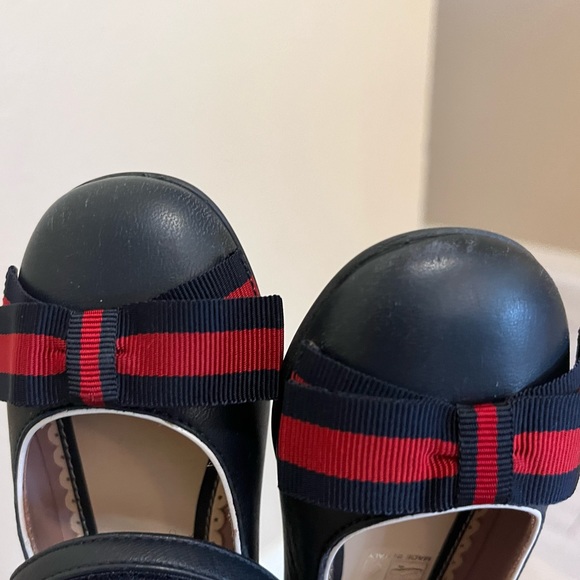 Authentic Gucci Kids Bow Flats - Picture 4 of 8